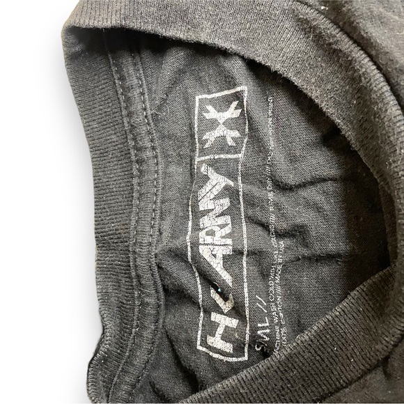 ✨BOYS BLACK TEE✨ - Picture 3 of 4